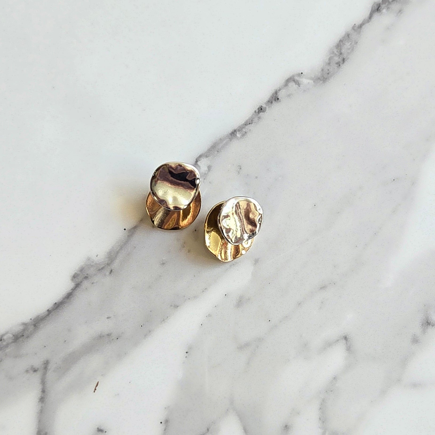 Brinco Dueto– Bicolor (Prata + Dourado) | Folheado